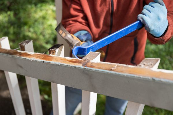 Deck Railing Replacement in Newark