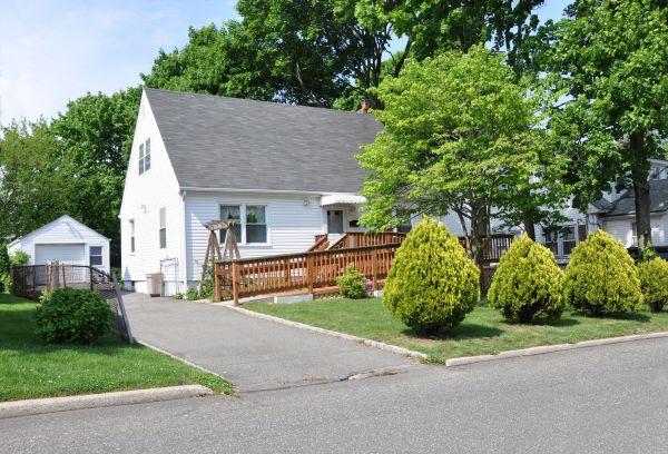 Cost of Deck Ramp Installation in Newark