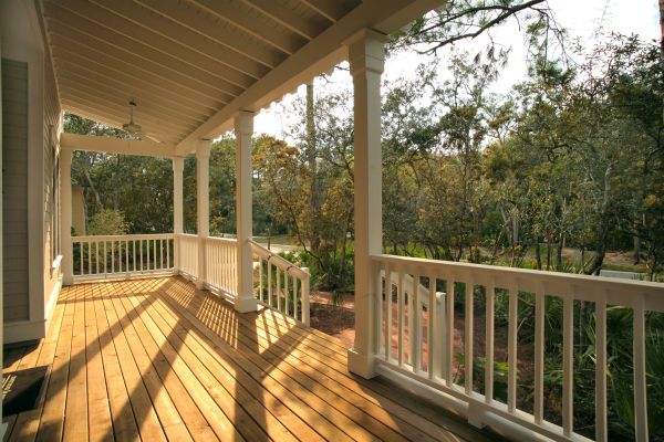 Cost of Veranda Deck Construction in Newark