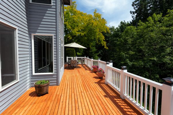 Cost of Cedar Deck Construction in Newark