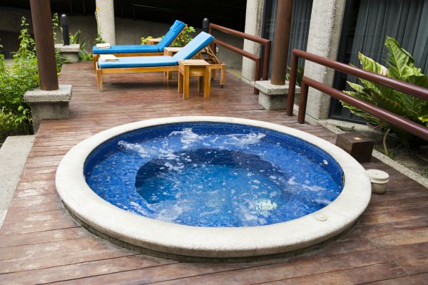 Hot Tub Deck Construction in Newark