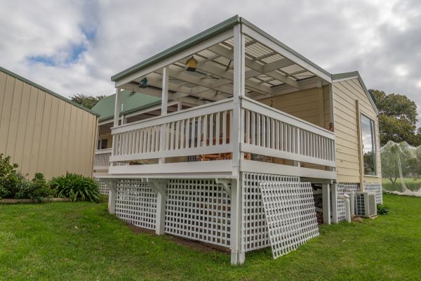 Cost of Deck Lattice Repair in Newark