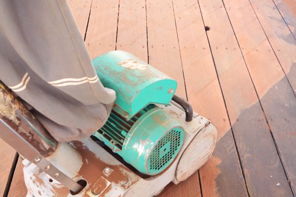 Cost of Cedar Deck Sanding in Newark